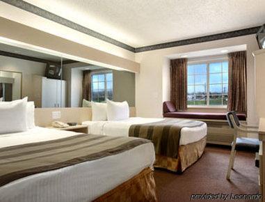 Microtel Inn & Suites By Wyndham Joplin Rom bilde